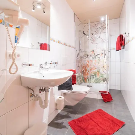 דירה Haus Barbara *